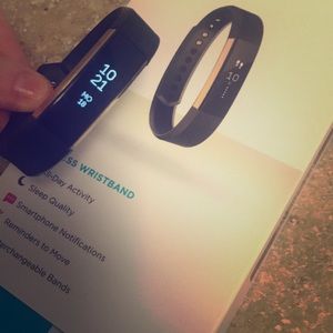 Gold Series Fitbit Alta (Small)